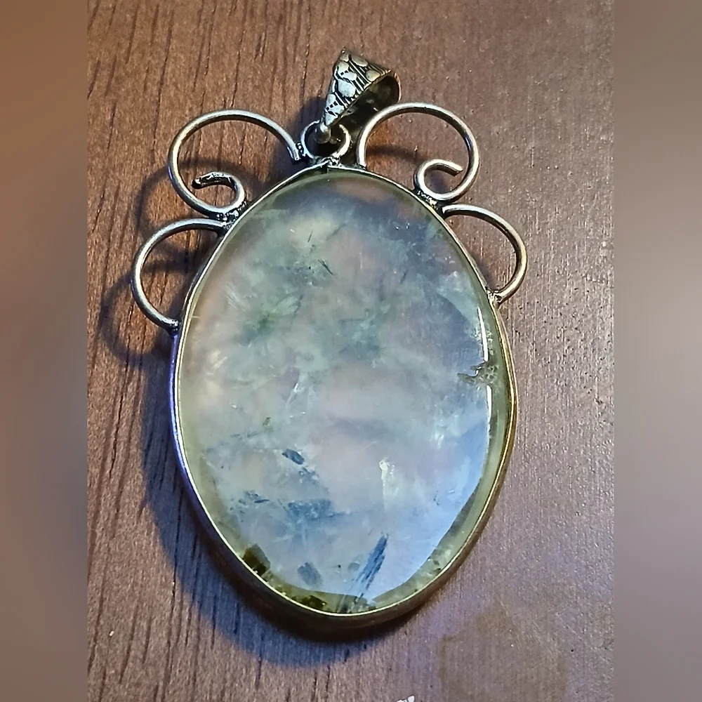 Oval Prehnite Moss Agate Pendant in Silver Plated Setting - Green - Picture 10 of 10